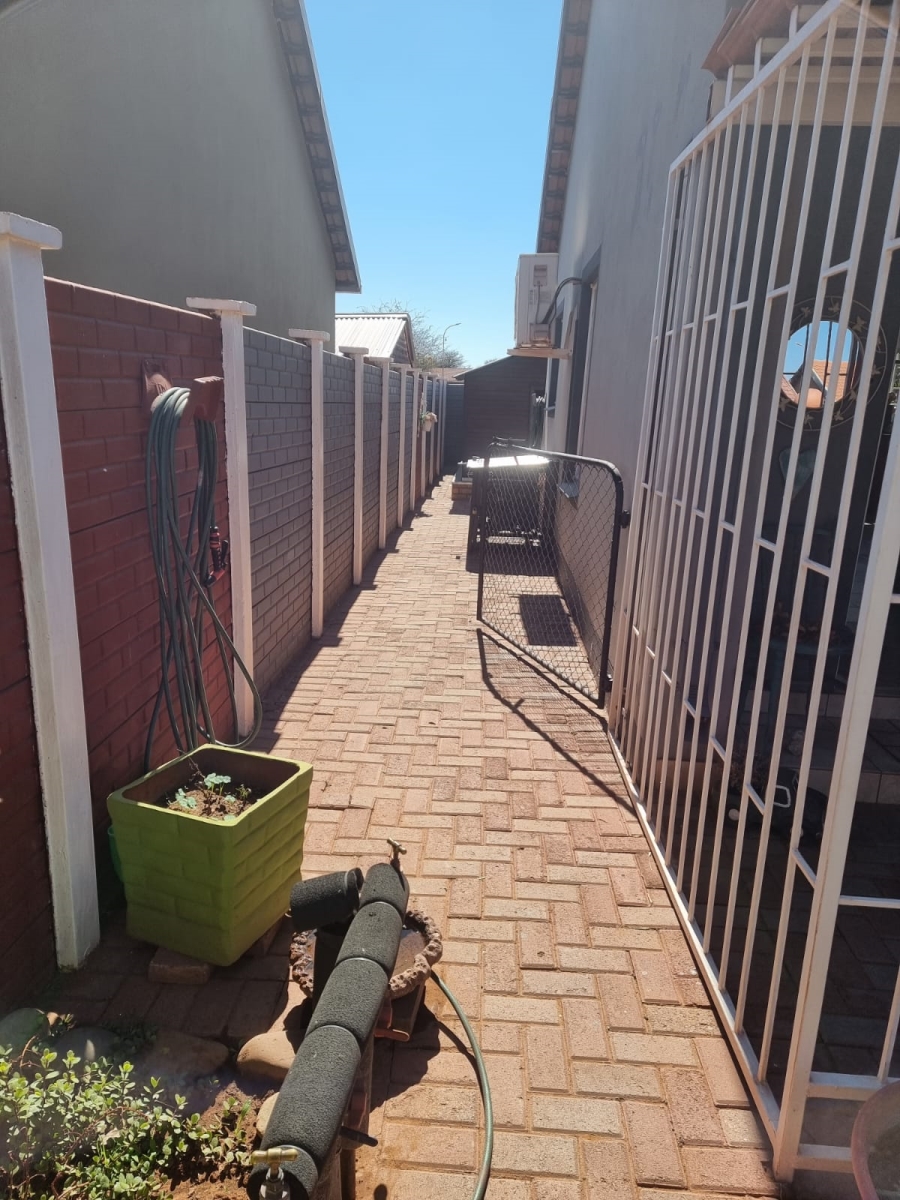 3 Bedroom Property for Sale in Kathu Northern Cape